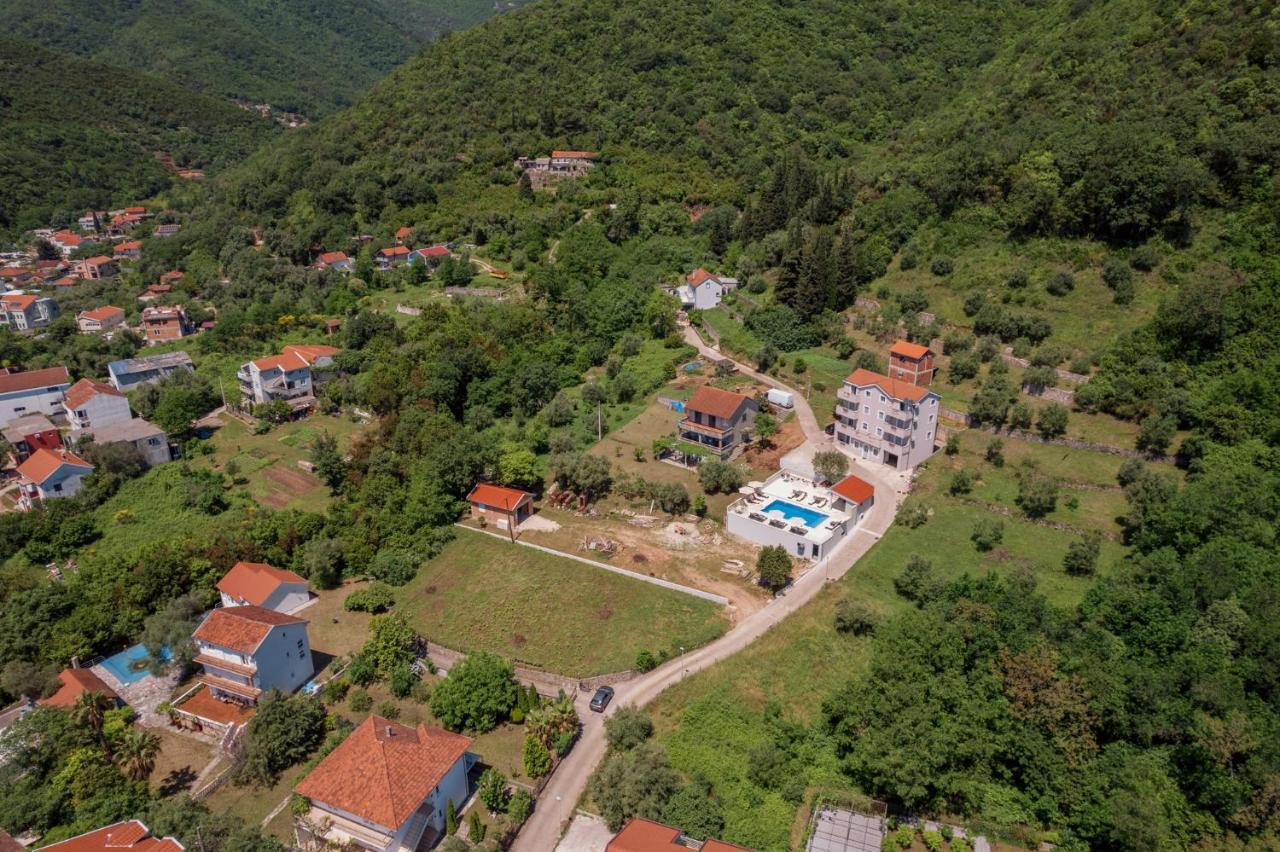 Djukanovic Apartments Bijela Exterior photo